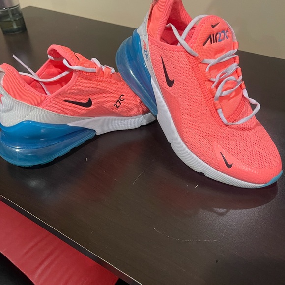 Air max new - Picture 3 of 5